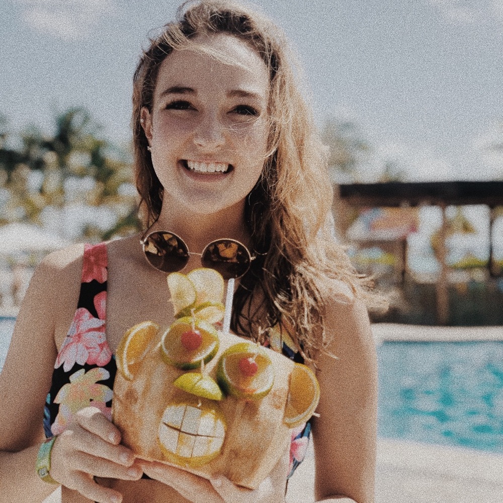 Meet your Posher, Kendra